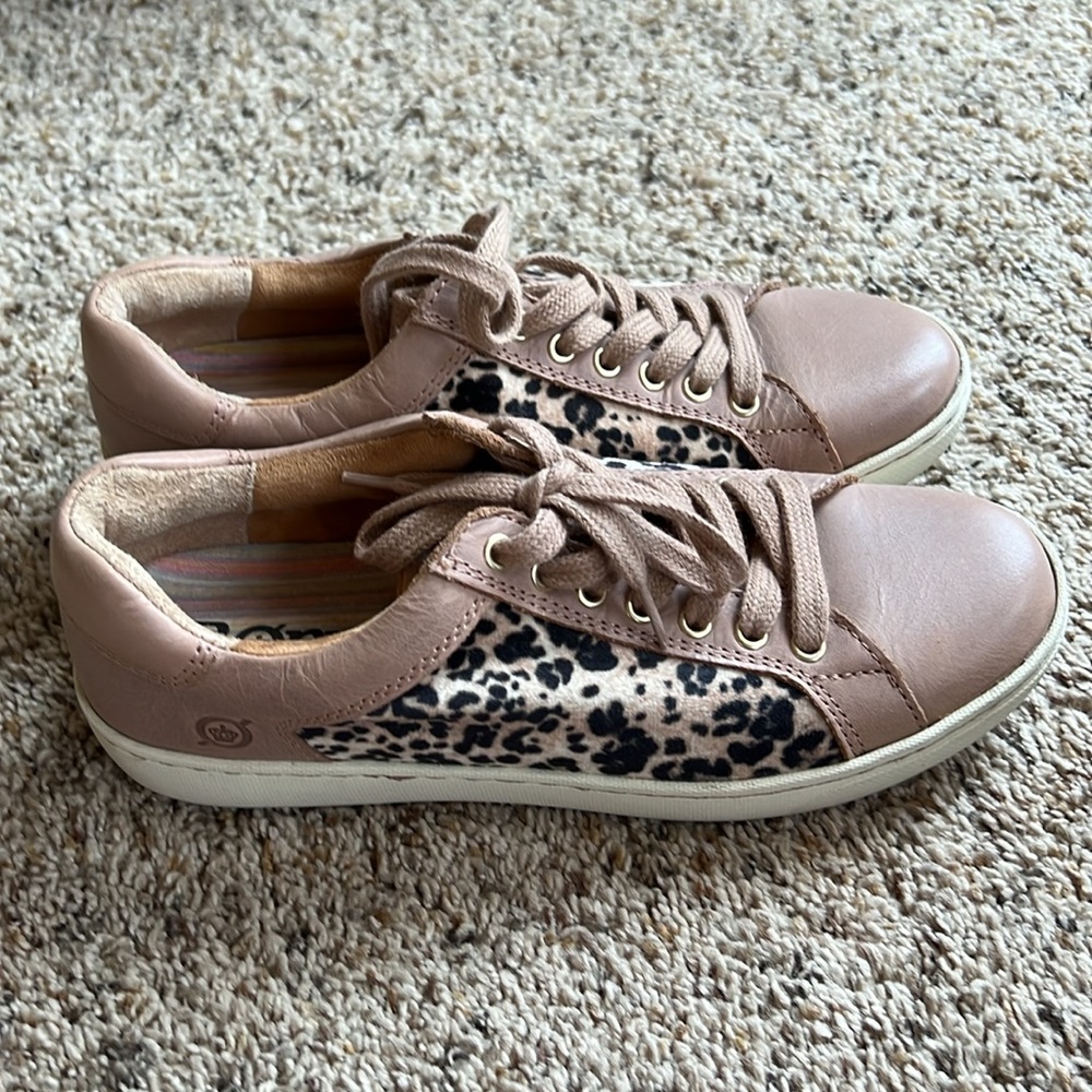 Born sneakers